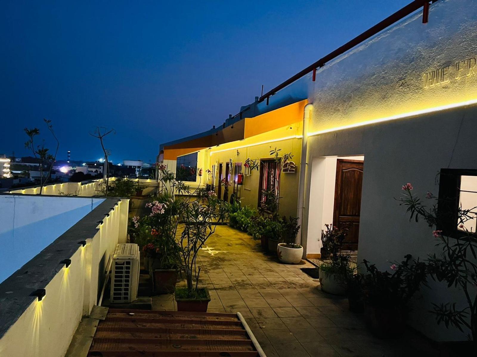 The French Villa Elite Pondicherry Exteriör bild