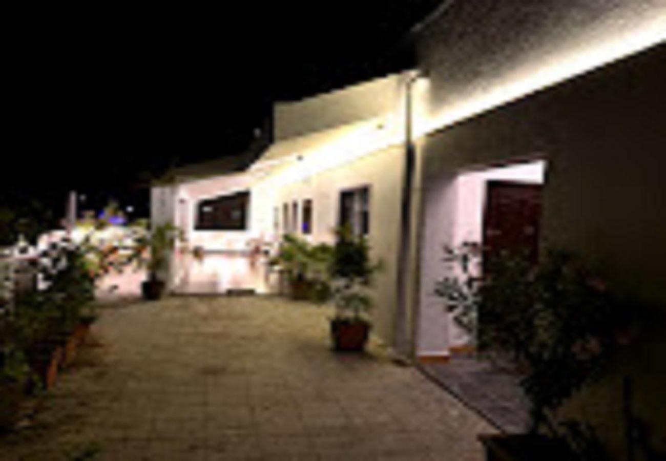 The French Villa Elite Pondicherry Exteriör bild